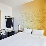 B&B Hotel Argenteuil 3* ארג'נטויל