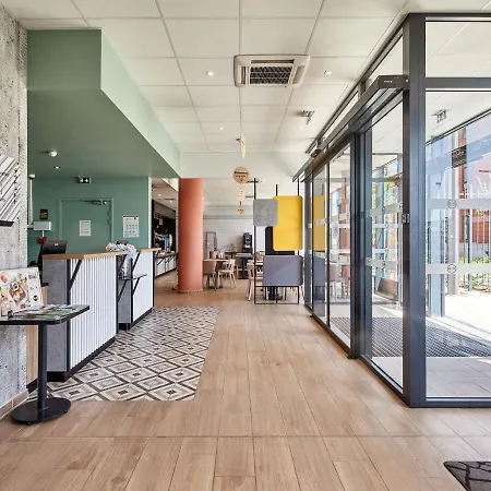 B&B HOTEL Argenteuil 3*