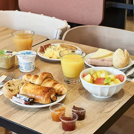 B&B HOTEL Argenteuil Hotel