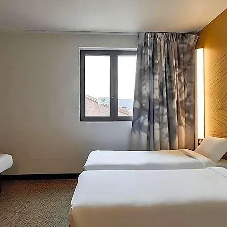 فندق B&B Hotel Argenteuil 3*