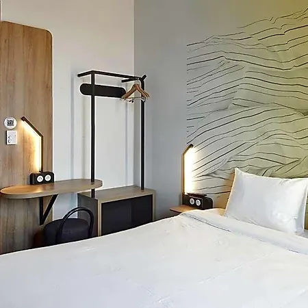 فندق B&B Hotel Argenteuil 3*