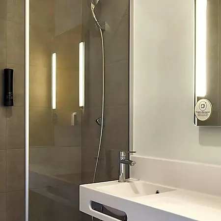فندق B&B Hotel Argenteuil