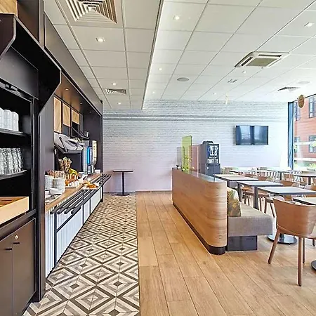 فندق B&B Hotel Argenteuil