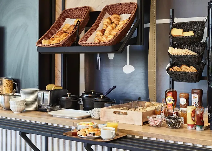 B&B Hotel Argenteuil Hotel 3*